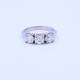 Anillo platino y 3 brillantes. Anillo platino y 3 brillantes.