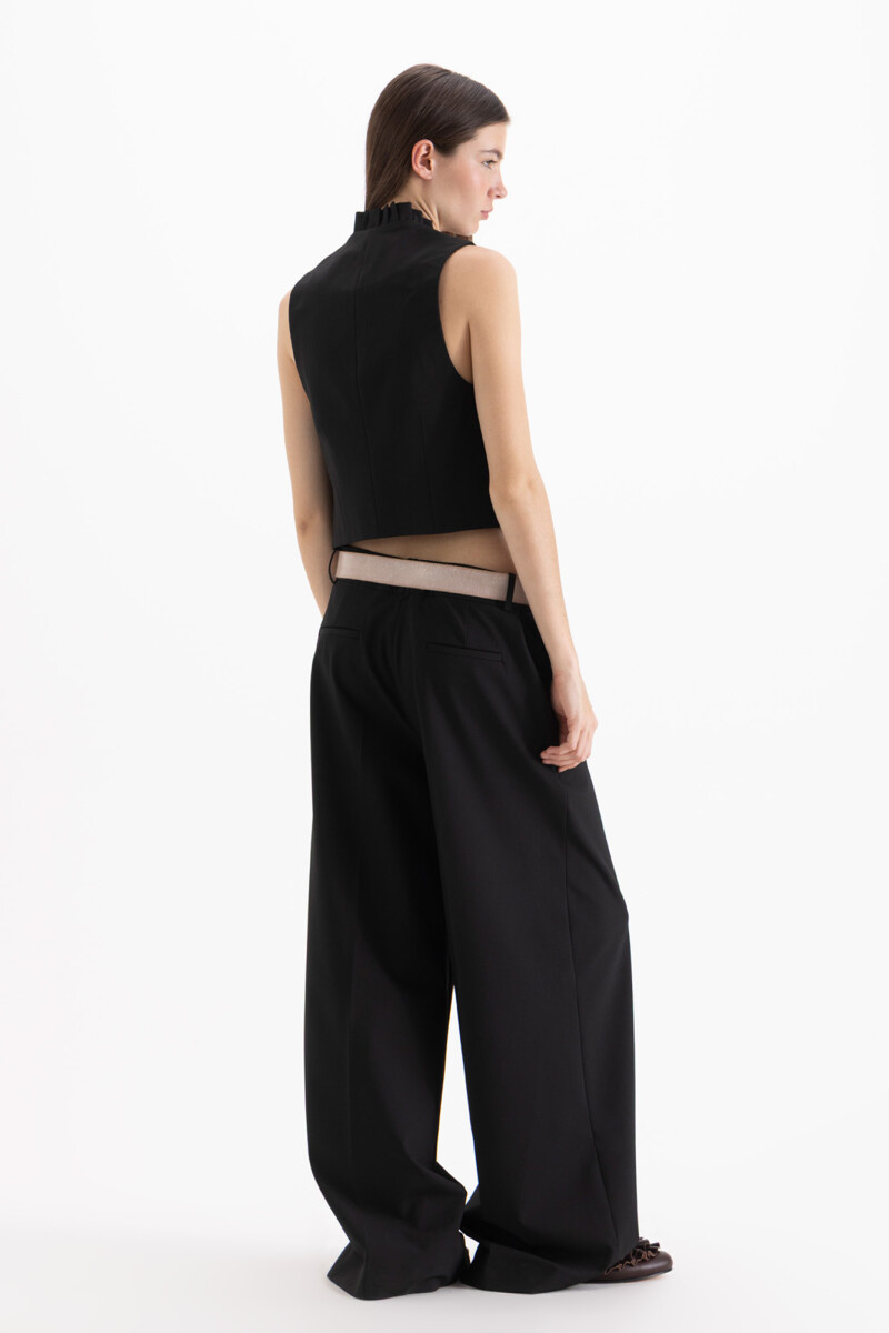 PANTALON CAPRI Negro