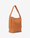 Saca Cartera Formato Saca Con Tachas - Marron Suela