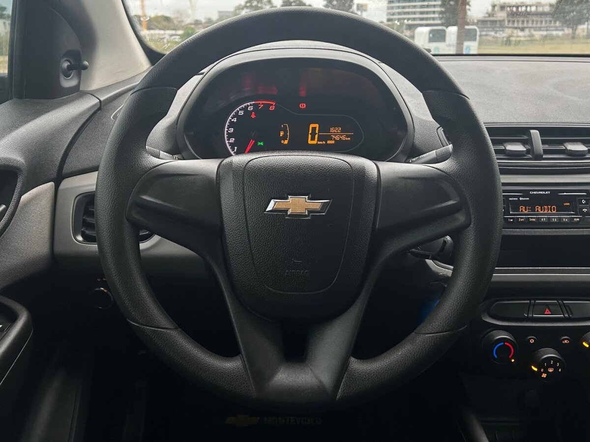 Chevrolet Onix Joy 1.0 Extra Full Permuta / Financia Chevrolet Onix Joy 1.0 Extra Full Permuta / Financia