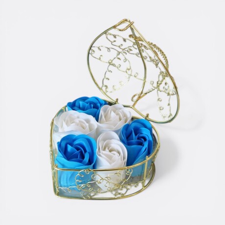 Set Arreglo De Jabones X6 - Caja Corazón Celeste Blanco