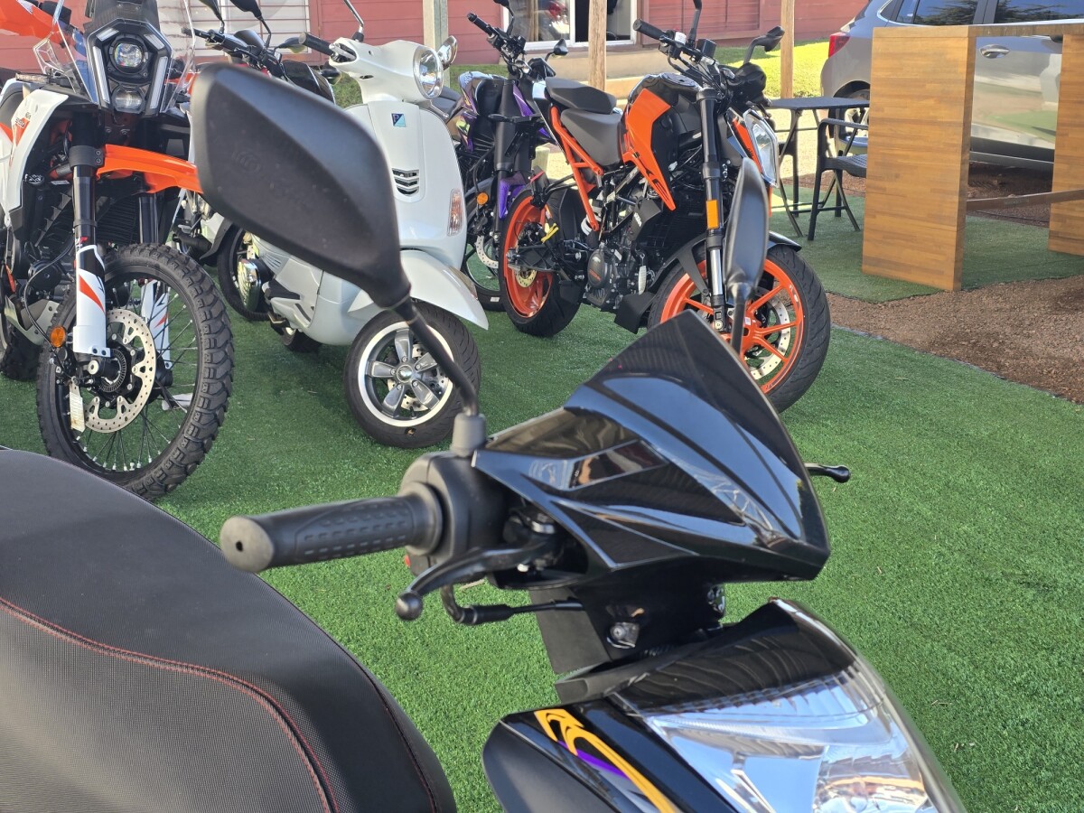 Kymco Twist 125cc. 2026 0KM | Permuta / Financia Kymco Twist 125cc. 2026 0KM | Permuta / Financia