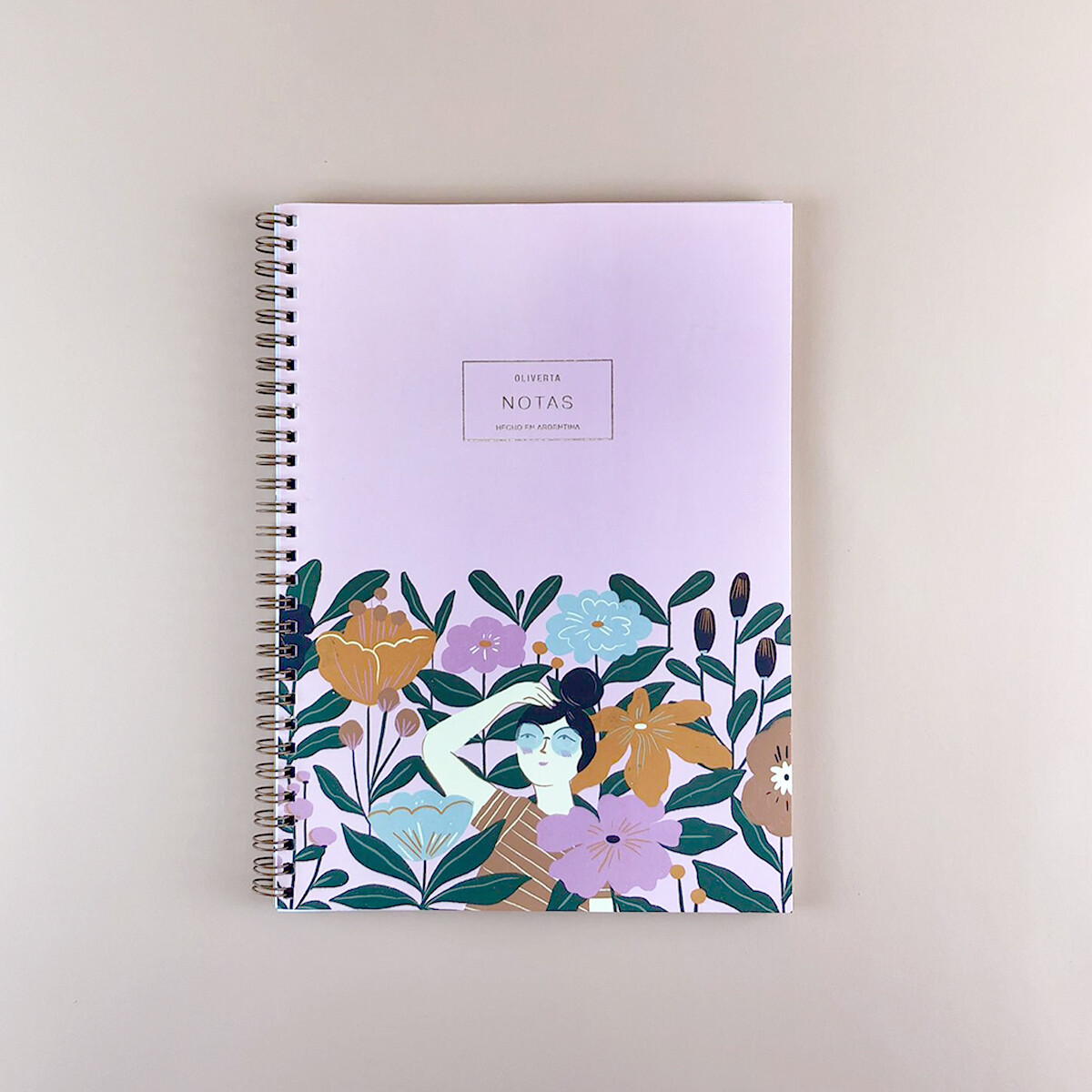 Cuaderno Rayado Con Espiral 18x25 - Flores Y Rostro 