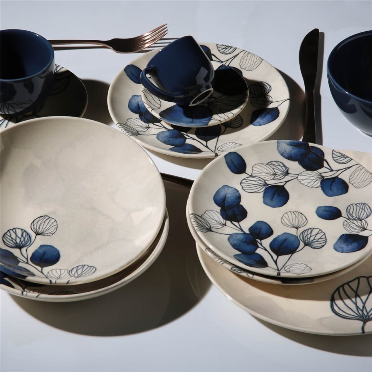 Plato de Mesa Llano en Cerámica 27.5cm -6 Piezas 