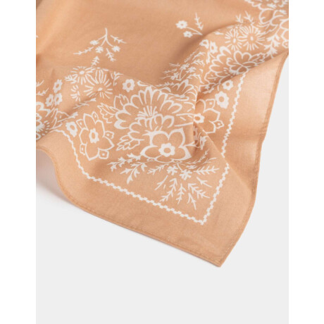 Pañuelo Estampado Marron Camel