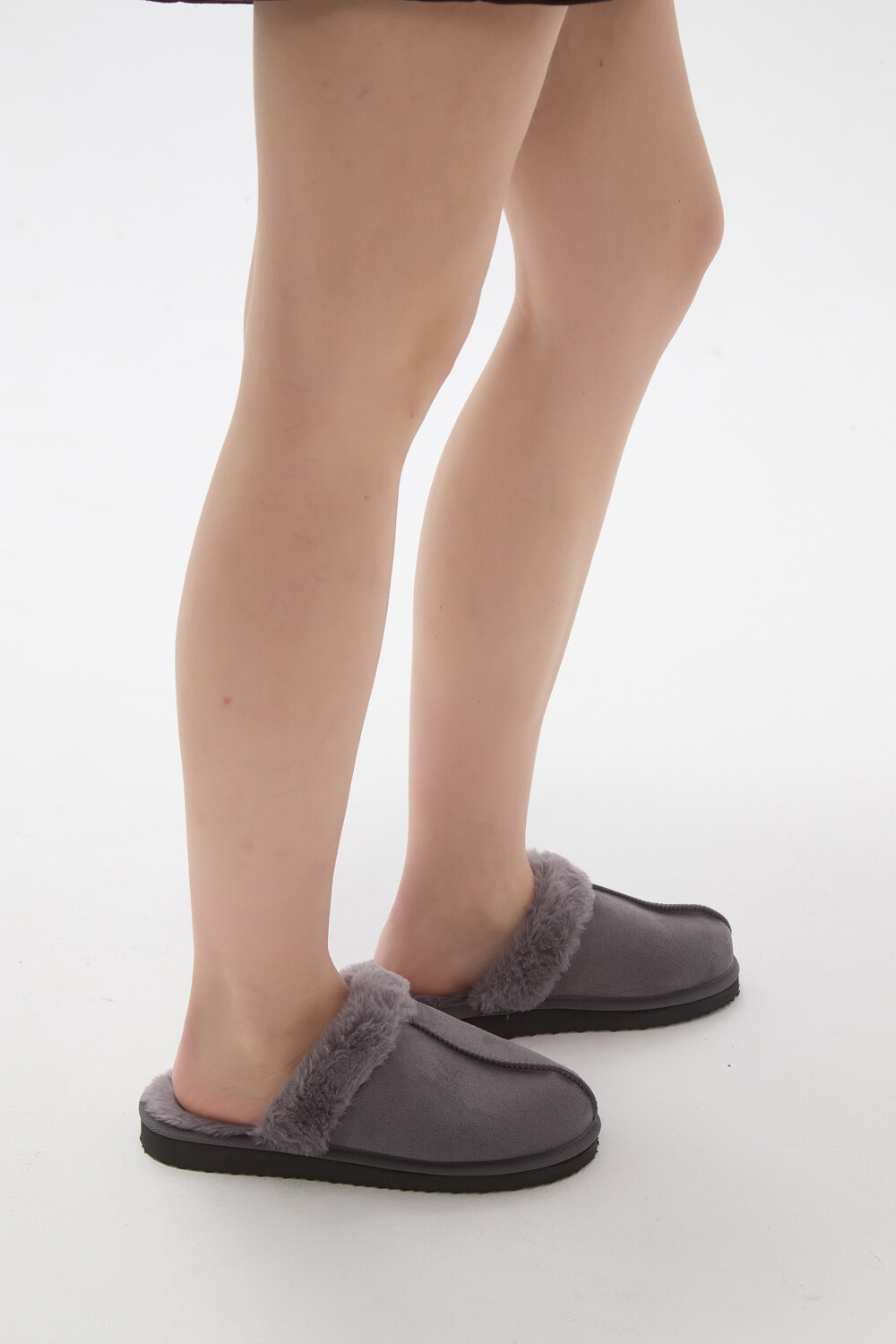 Pantuflas Pantusi Gris Medio