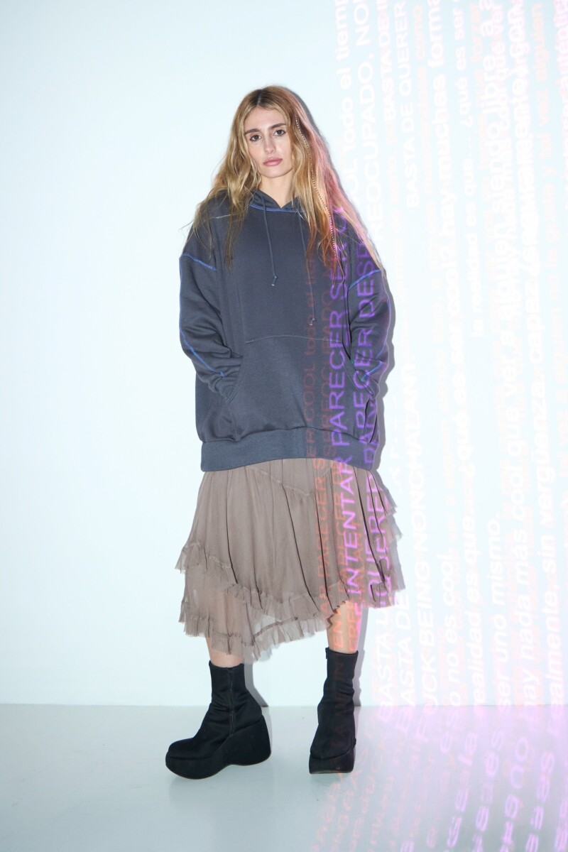 Hoodie no te olvide gris