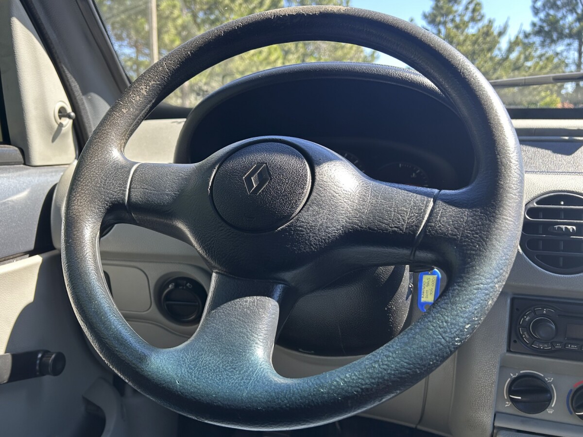 Renault Kangoo 1.6 EXCELENTE ESTADO! | Permuta / Financia Renault Kangoo 1.6 EXCELENTE ESTADO! | Permuta / Financia