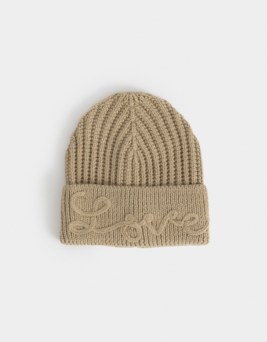 Gorro Tejido Bordado 