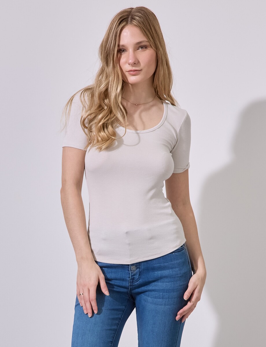 Remera Modal - Beige 