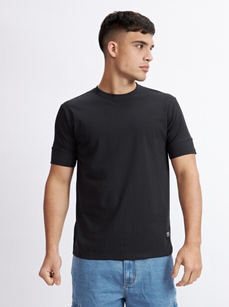 REMERA RON NEGRO