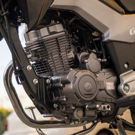 Yumbo GS125 4 Negro