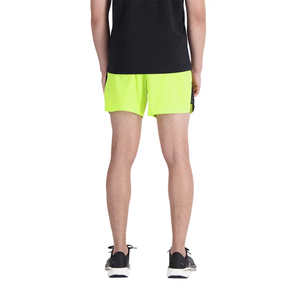 Short New Balance Accelerate 5 Inch Verde