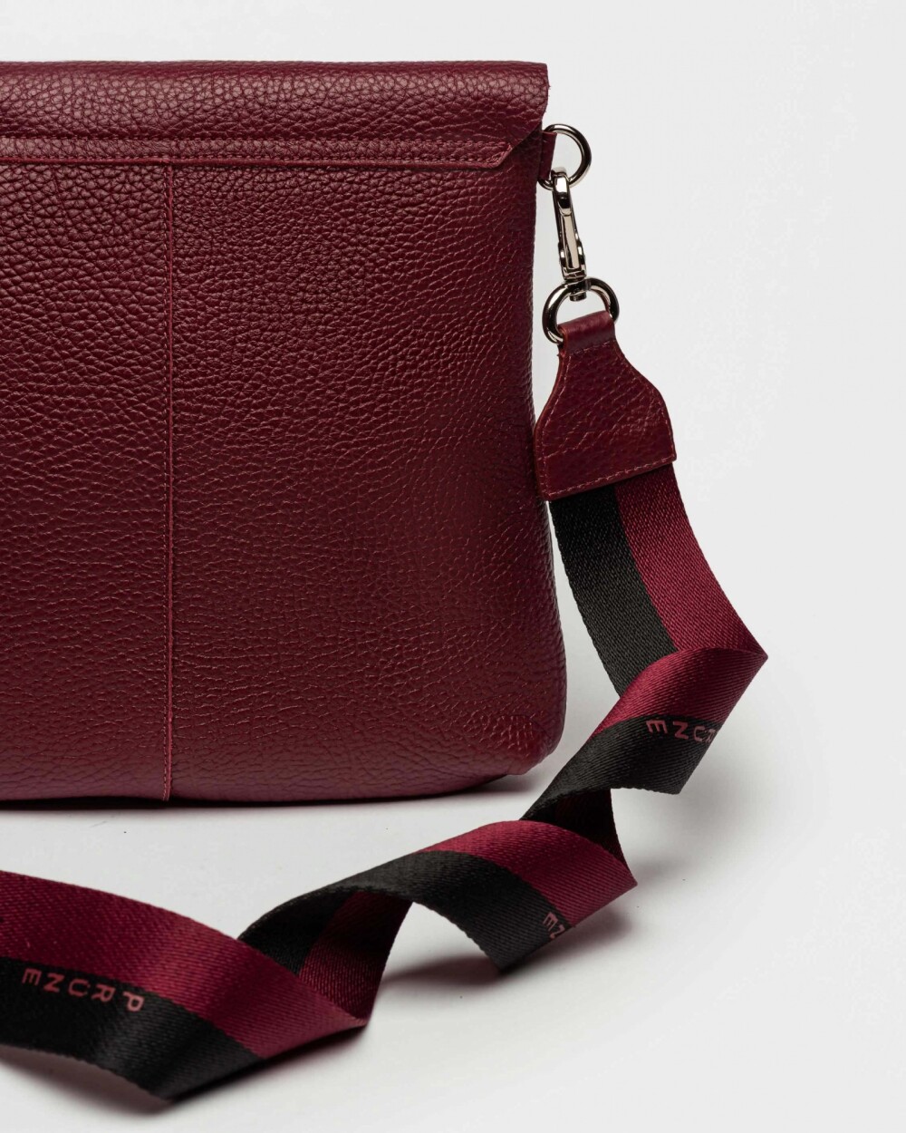 Bandolera Olivia En Cuero Graneado Bordeaux