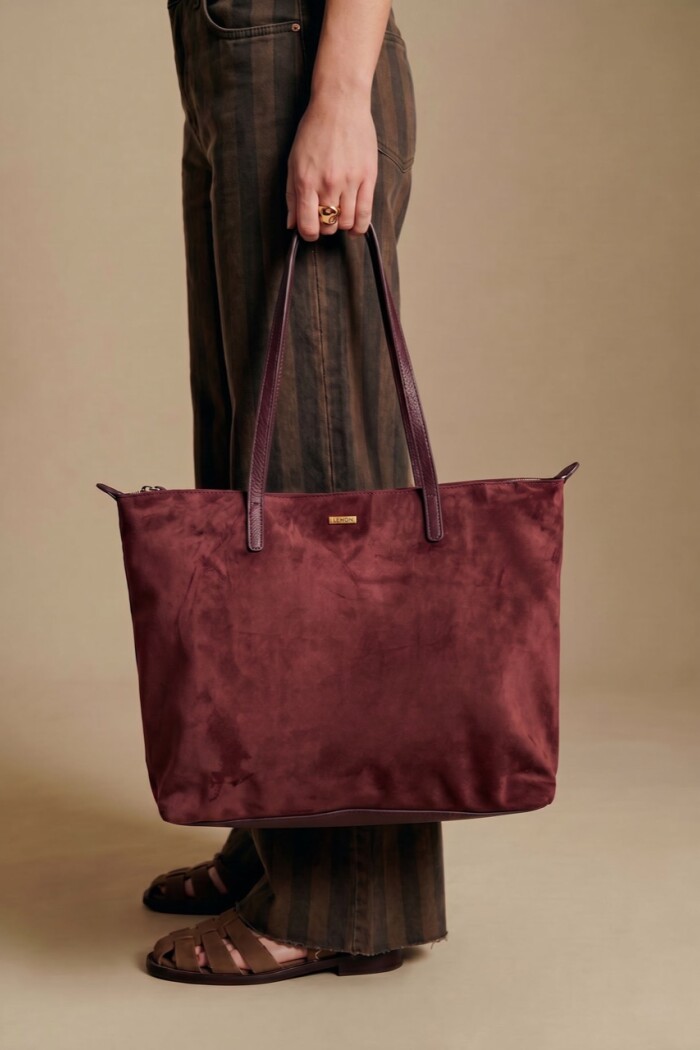 Travel Bag Gamuza Vegana Con Cierre Bordeaux