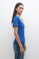 Remera rib escote cuadrado azul francia