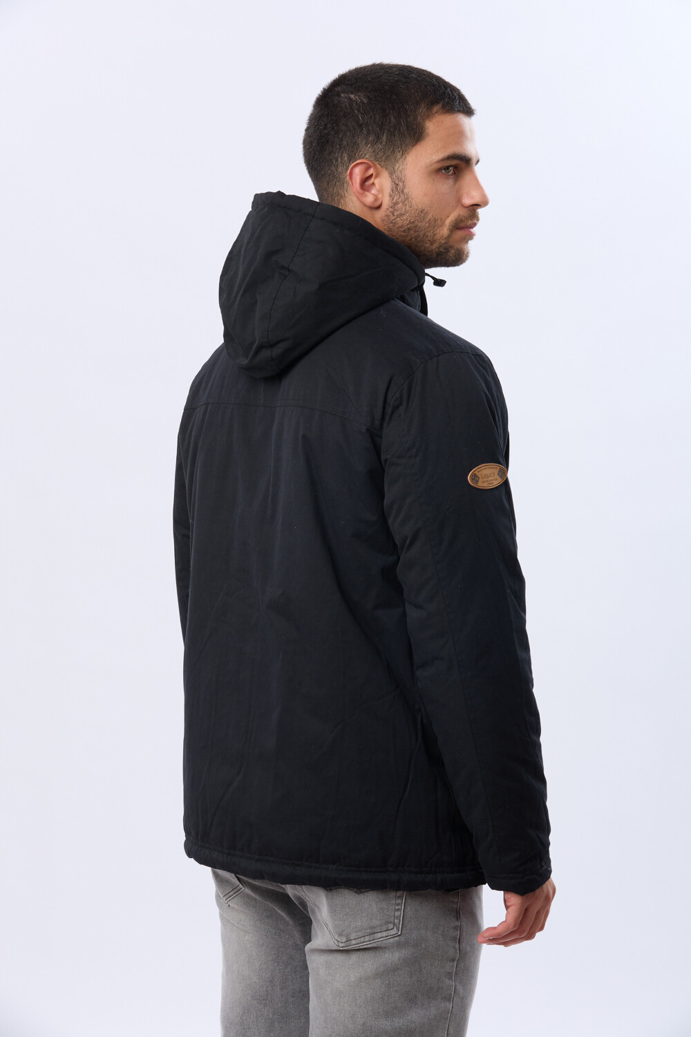 CAMPERA REVERSIBLE CAPITONEADA Negro