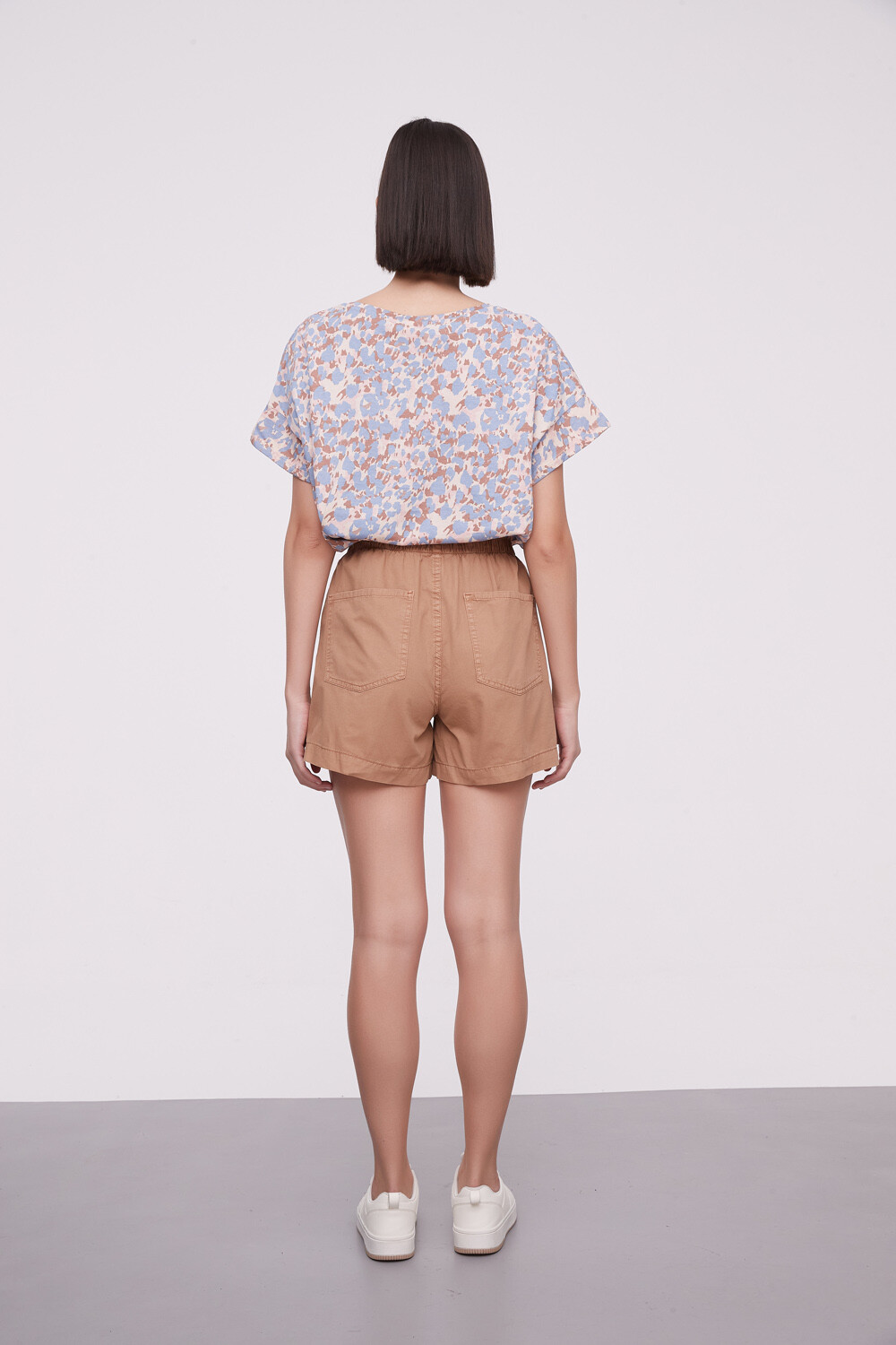Short Tulin Tostado