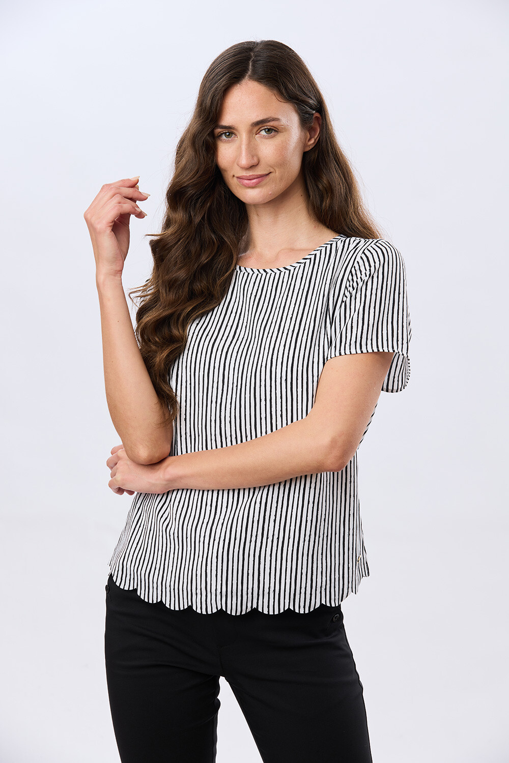 BLUSA CLÁSICA Raya Negra