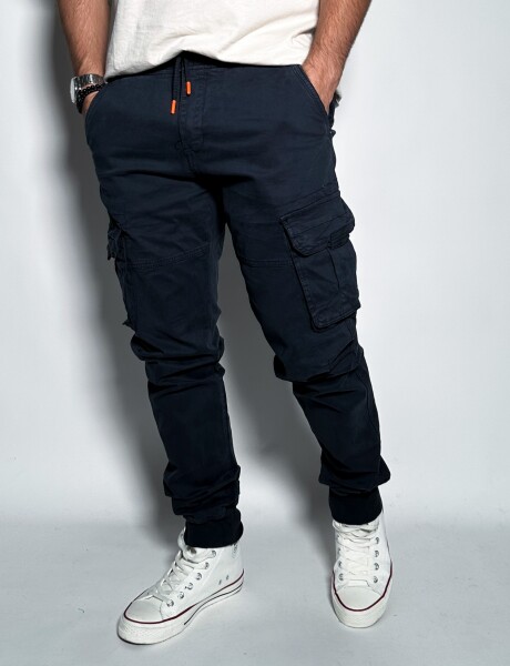 Pantalón cargo con puño León Azul