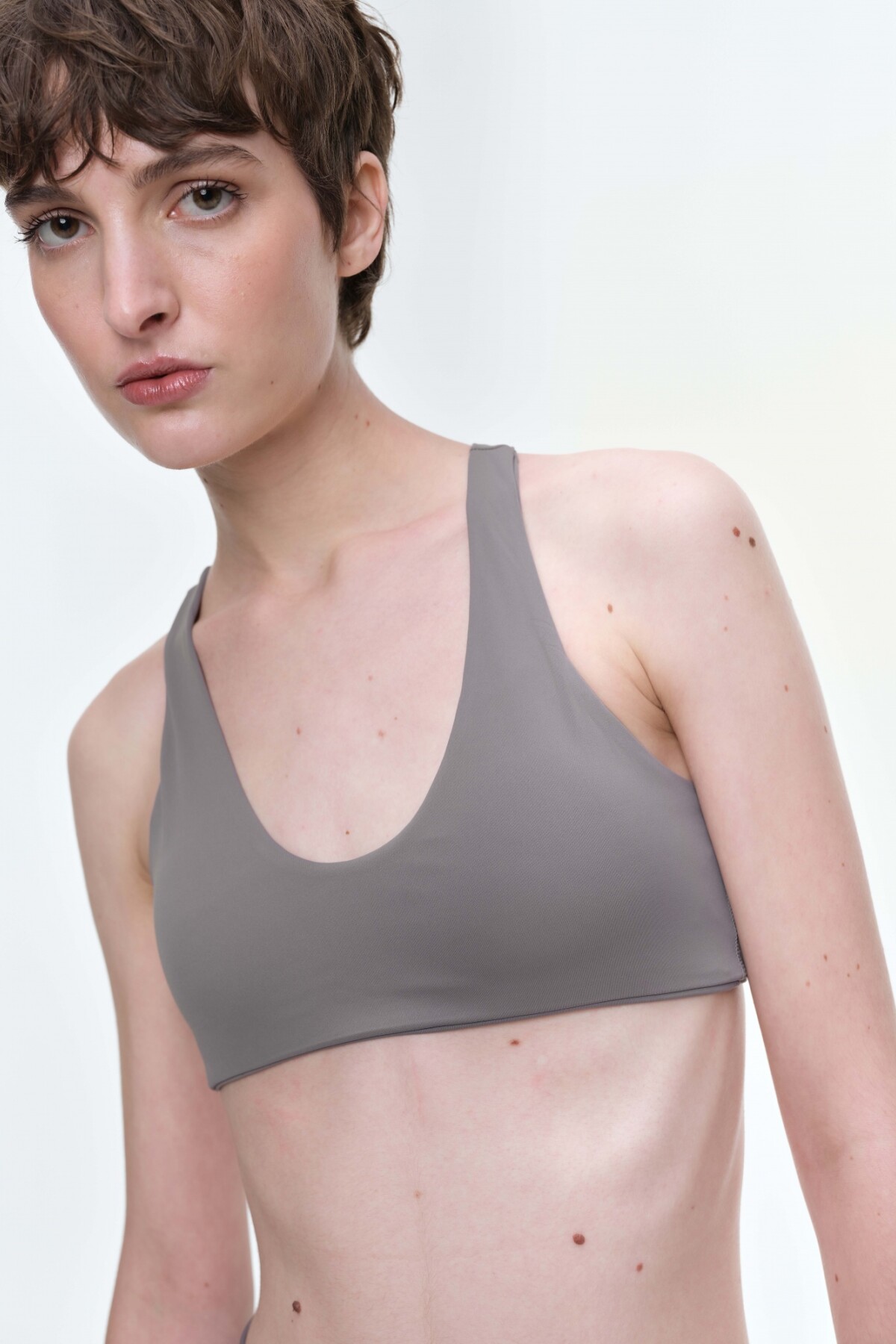 Top Brava Gris Oscuro