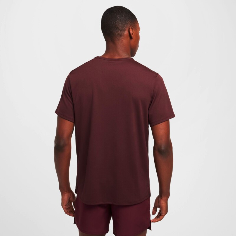 Camiseta Nike Dri-Fit Miler de Hombre Rojo