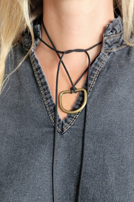Collar Corbatín Negro - Herradura