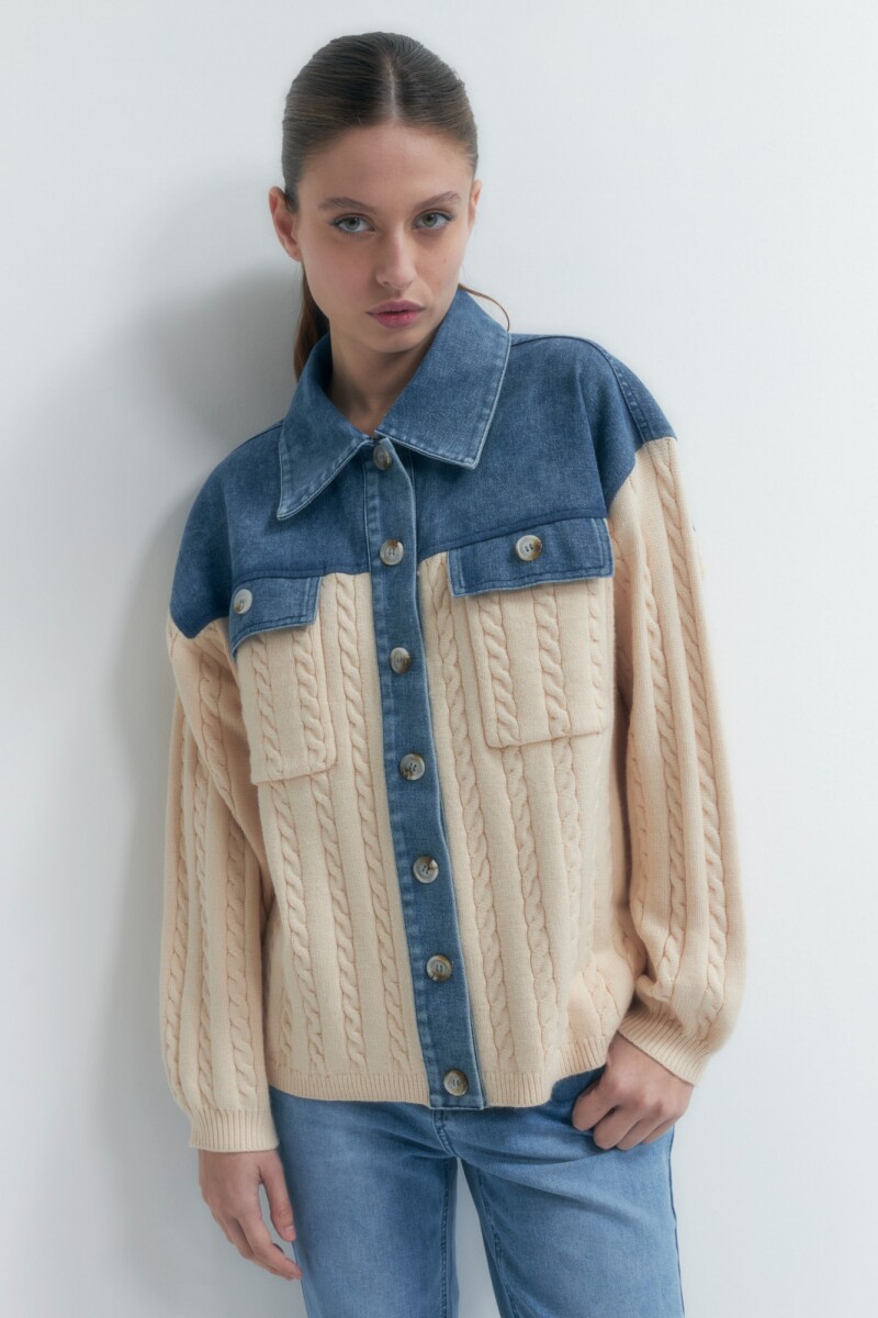 Sobrecamisa tejida con detalles en jean beige