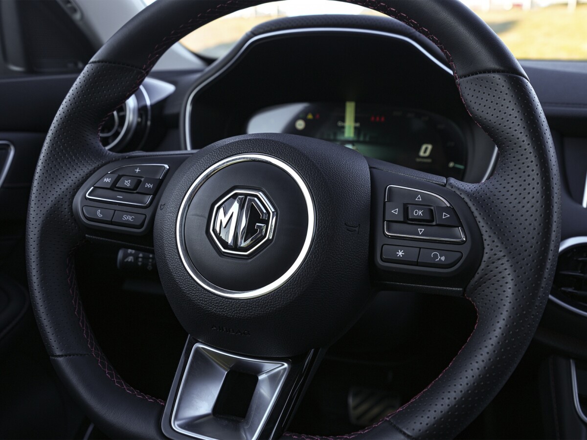 MG EHS Deluxe 1.5 AT 2026 0KM | Permuta / Financia MG EHS Deluxe 1.5 AT 2026 0KM | Permuta / Financia