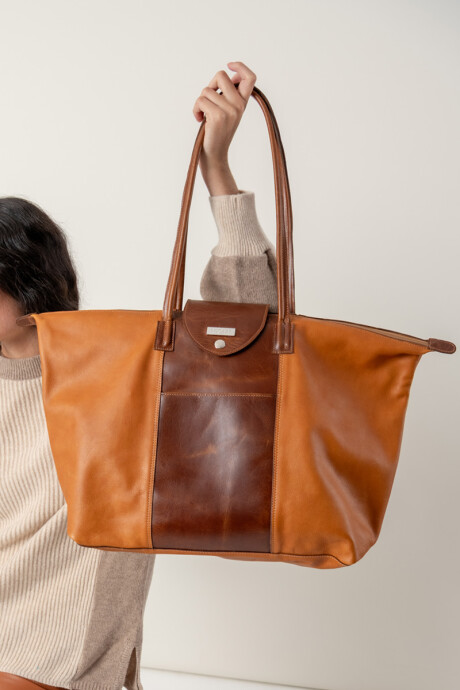 Bolso travel Suela cognac