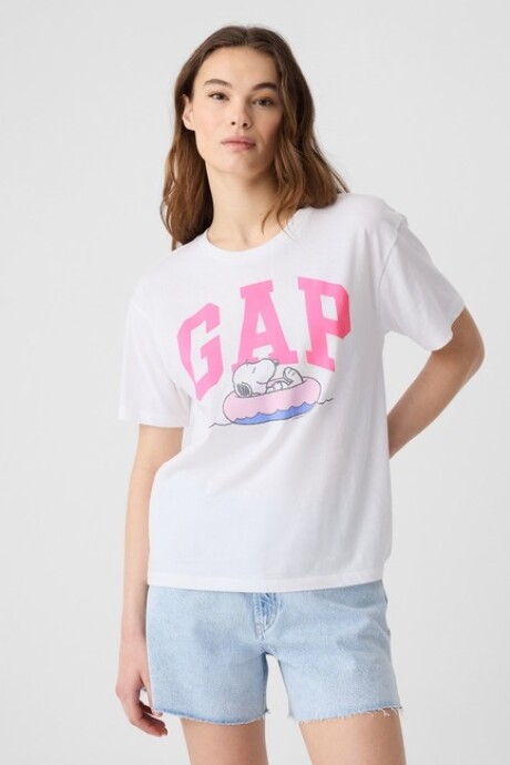 Remera Gráfico Manga Corta Mujer Snoopy Pool Float