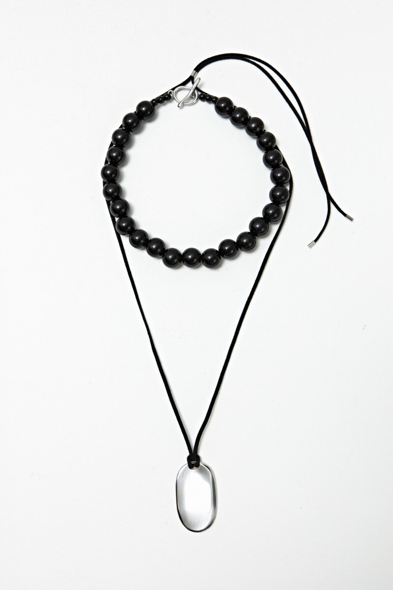 Collar doble con cuentas y dije acero - plateado 