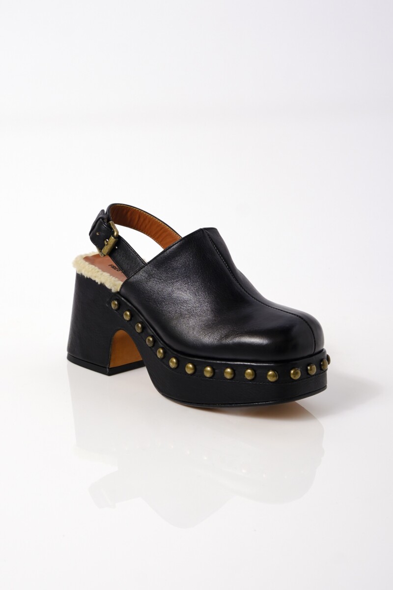 PLATAFORMAS AUTUMN STUDDED 