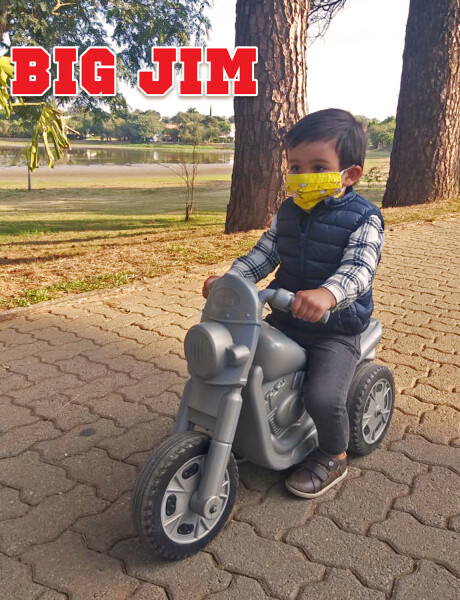 Triciclo moto buggy infantil Big Jim Fucsia