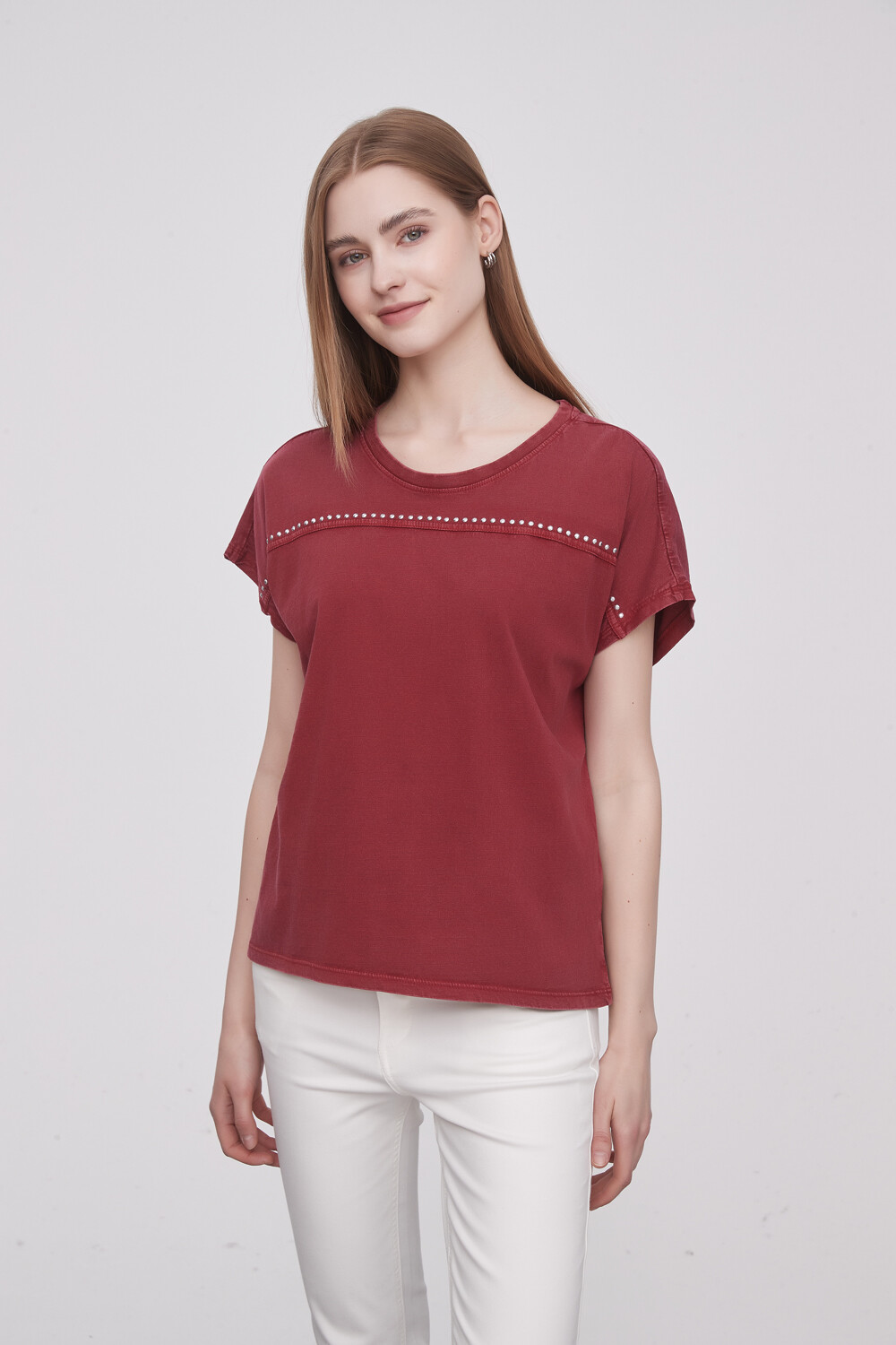 Remera Nedre Cereza Oscuro