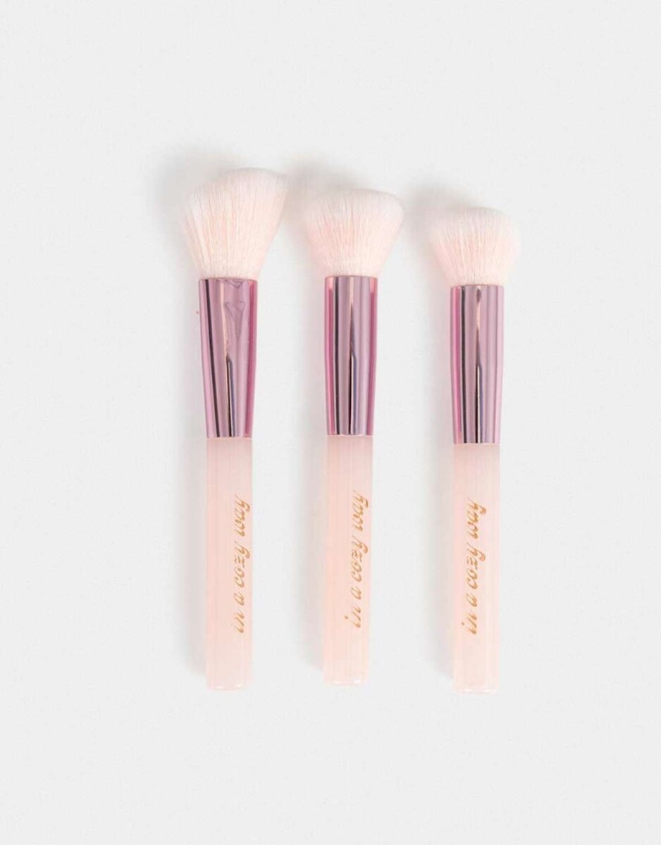 Set De 3 Brochas De Maquillaje In A Cozy Way Translúcidas Con Acabado Glossy - Rosa Claro 