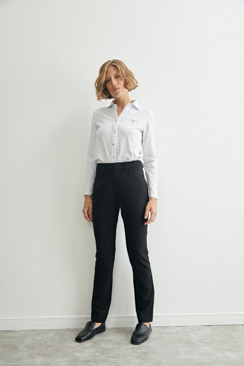 Pantalon chupín negro