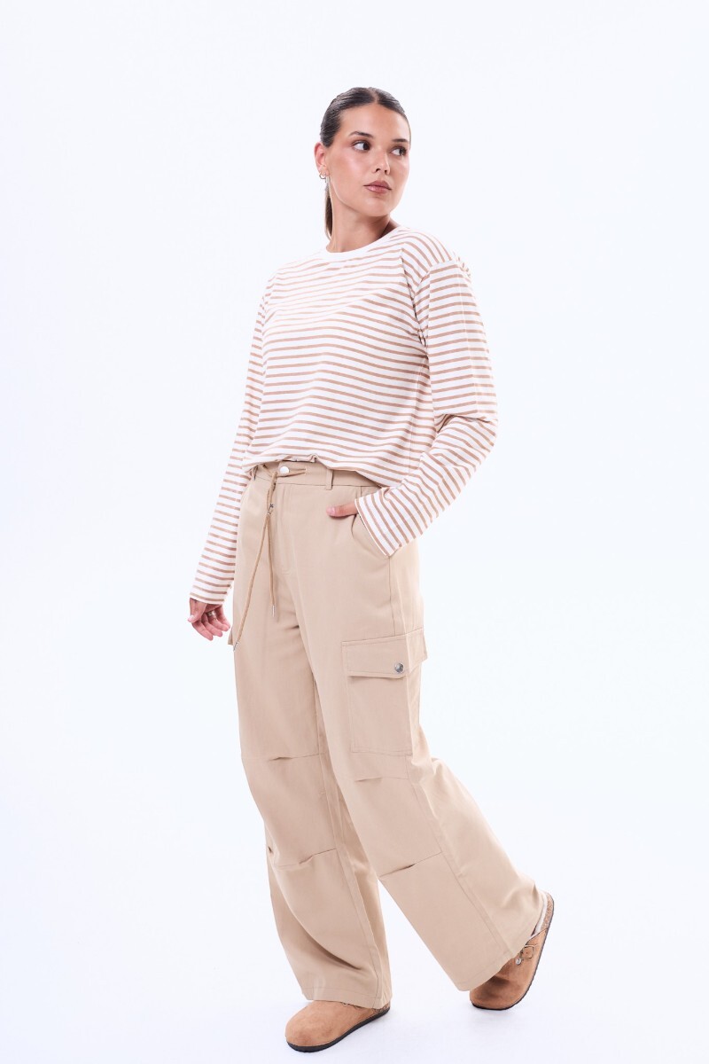 Remera Isis Beige