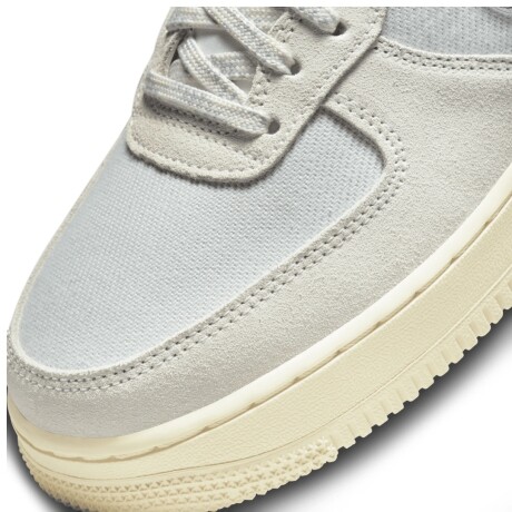 Champion Nike Moda Hombre Air Force 1 '07 LV8 Vntg S/C