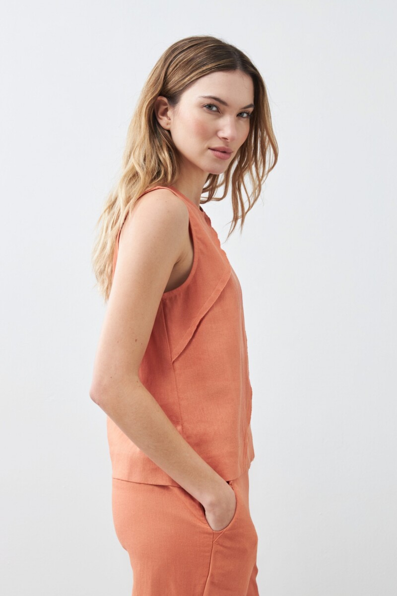 Blusa de lino con efecto desflecado durazno