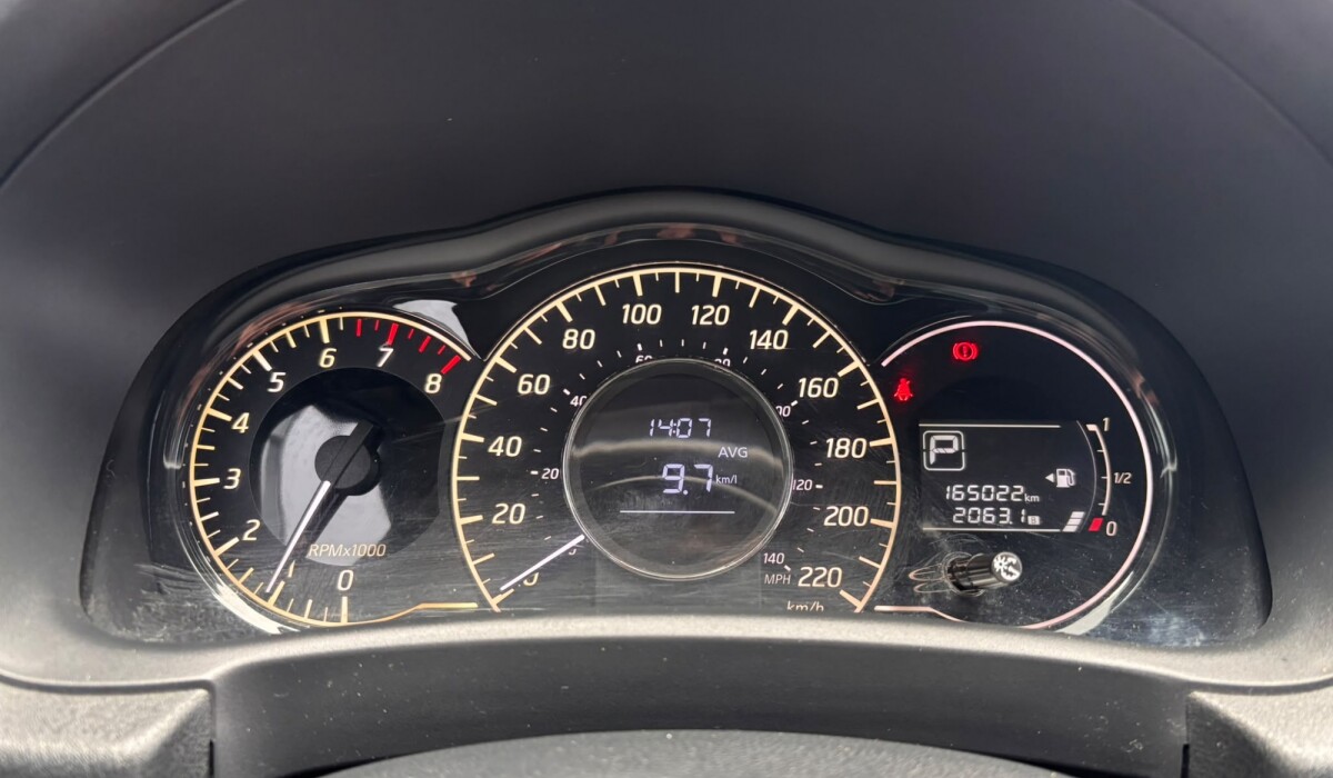 Nissan Note Advance CVT - 2015 Nissan Note Advance CVT - 2015