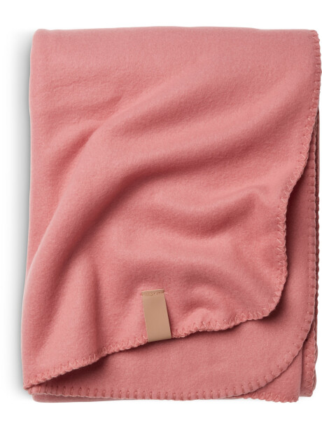 Manta throw DAGLILJE fleece 130x170 rosa Manta throw DAGLILJE fleece 130x170 rosa