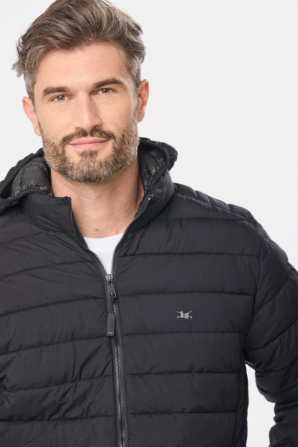 CAMPERA CAPUCHA DESMONTABLE Negro