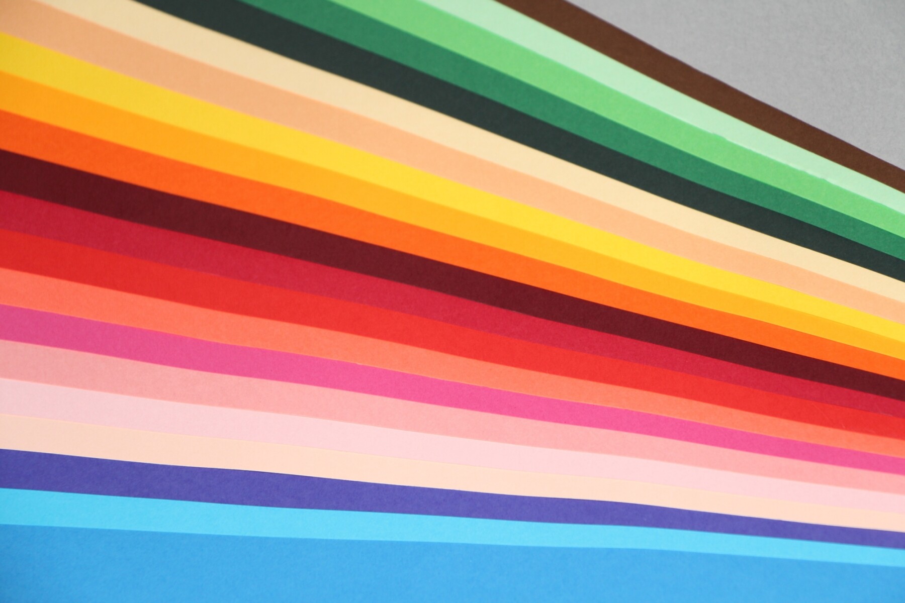 PAPEL AFICHE 50X70 VARIOS COLORES - DOCENA 