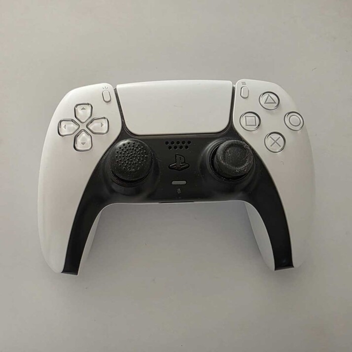 Play Station 5 - 825GB Play Station 5 - 825GB