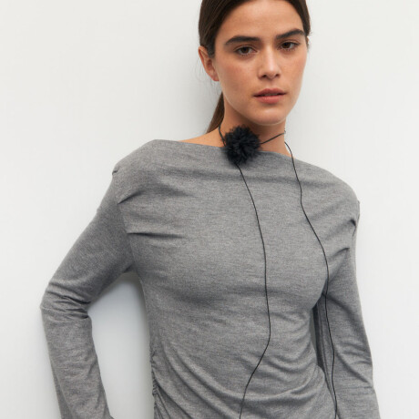 REMERA MINCY Gris Osc Melange