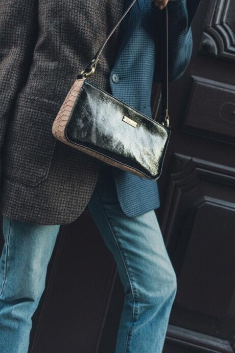 Carácter Bag Negro