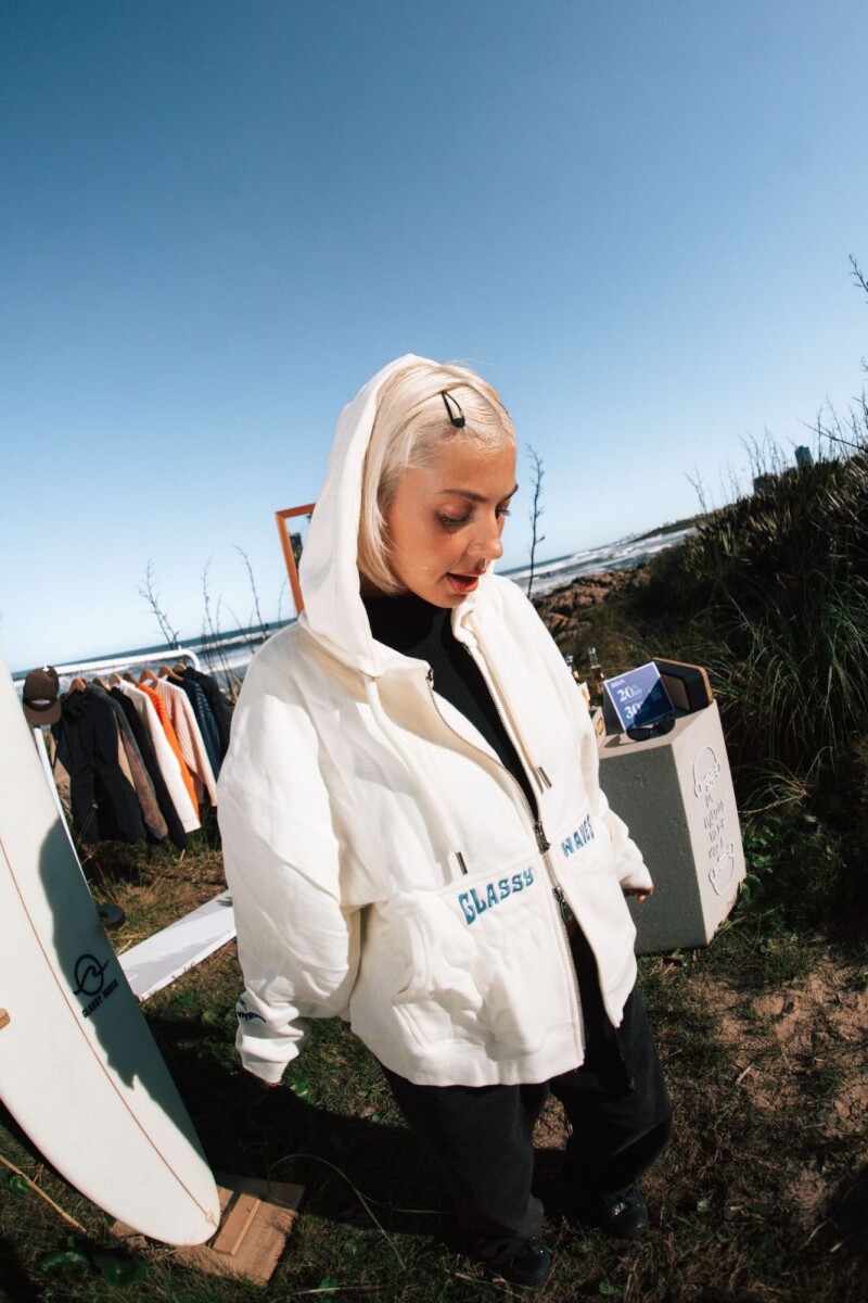 Campera Ocean Boxy Fit Bordada / Natural U