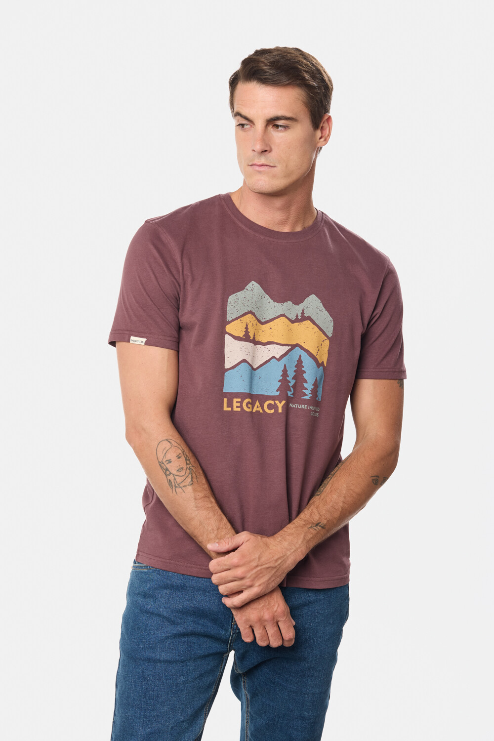 REMERA ESTAMPADA Bordo