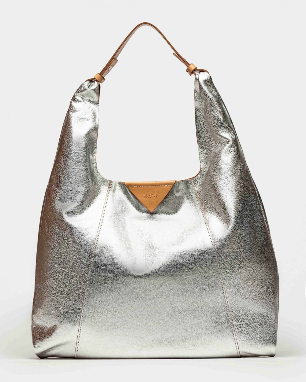 Bolso The Shopping en cuero graneado metalizado Plata